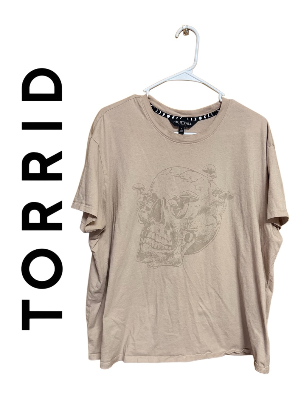 💀 Torrid Nightfall Skull Graphic Tee Size 0X | Dark Academia Boho Goth